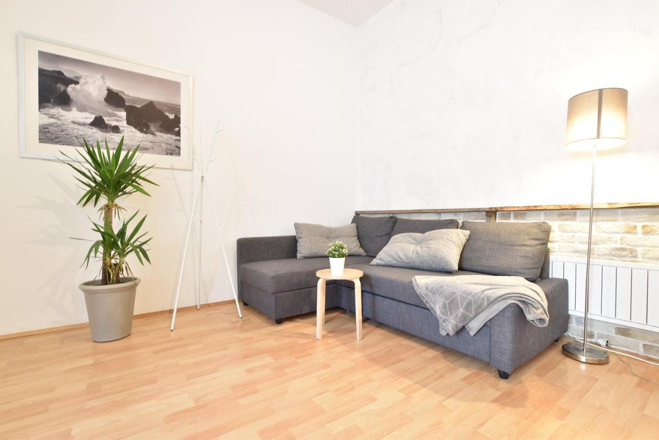 Big Place In City Center With Parking Инсбрук Екстериор снимка