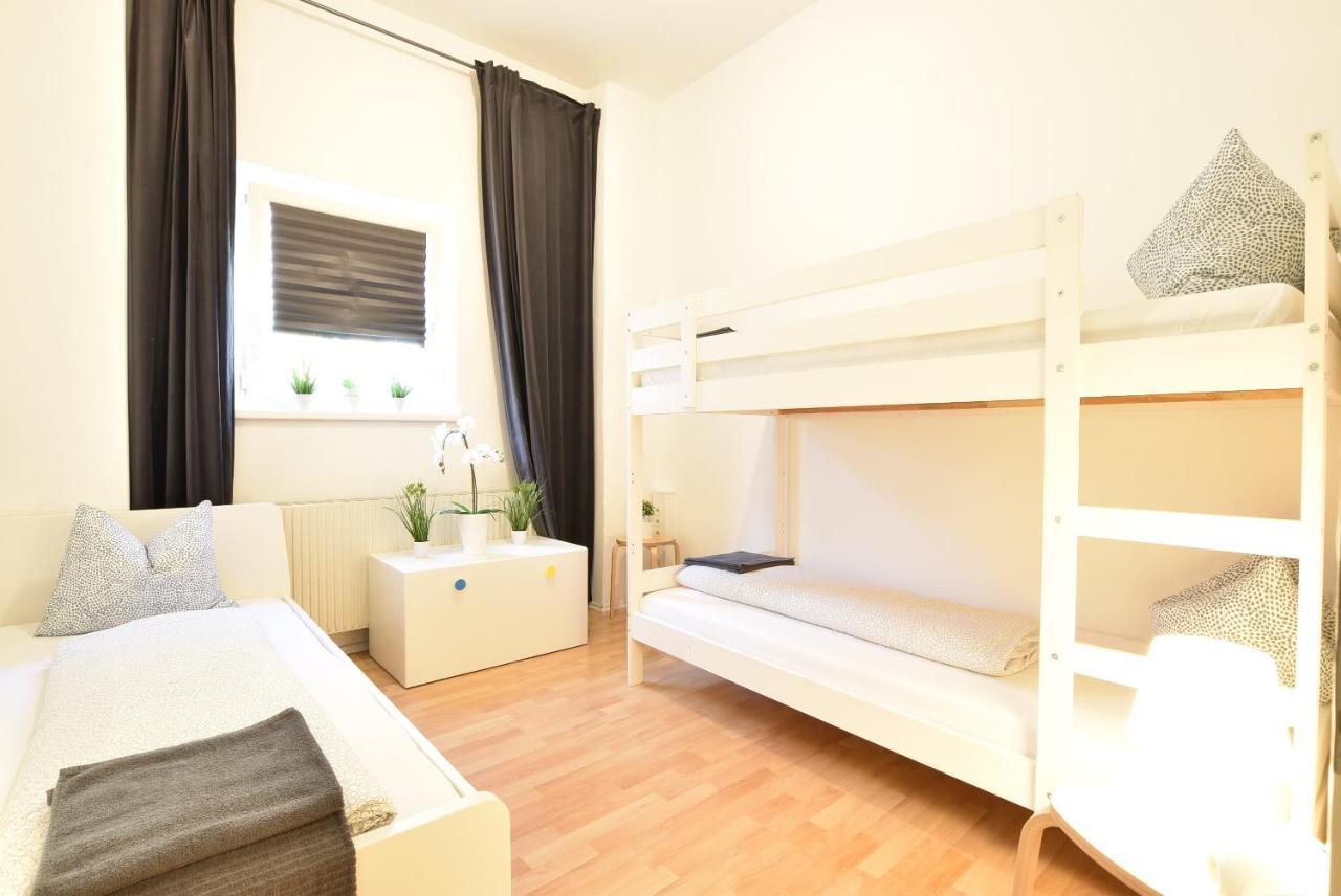 Big Place In City Center With Parking Инсбрук Екстериор снимка